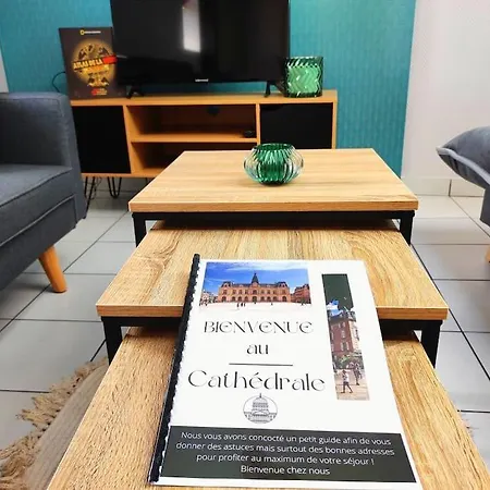 Le Cathedrale,t3 En Plein Centre De Apartment
