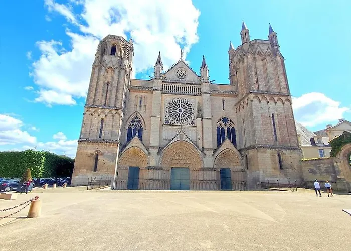 Le Cathedrale,t3 En Plein Centre De Apartment